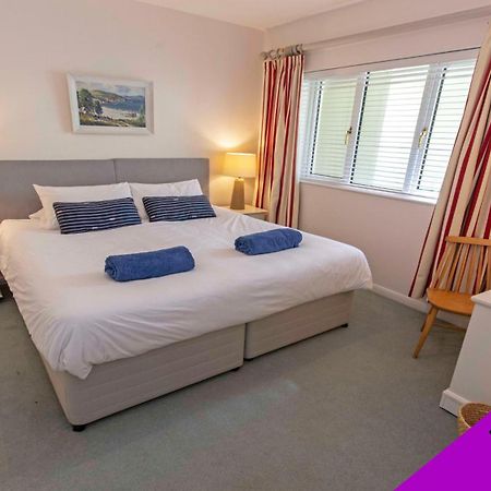 Clifton Court Apt 16 With Indoor Heated Pool & Sea Views Croyde Dış mekan fotoğraf