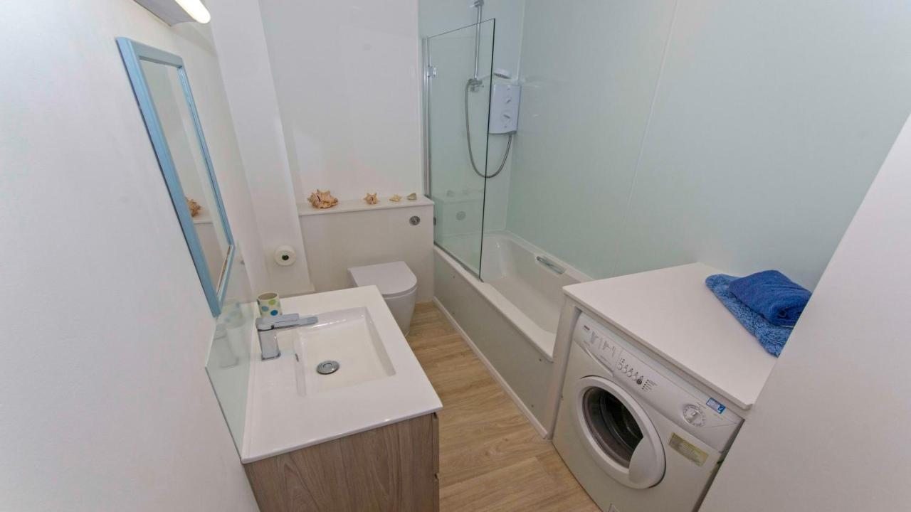 Clifton Court Apt 16 With Indoor Heated Pool & Sea Views Croyde Dış mekan fotoğraf