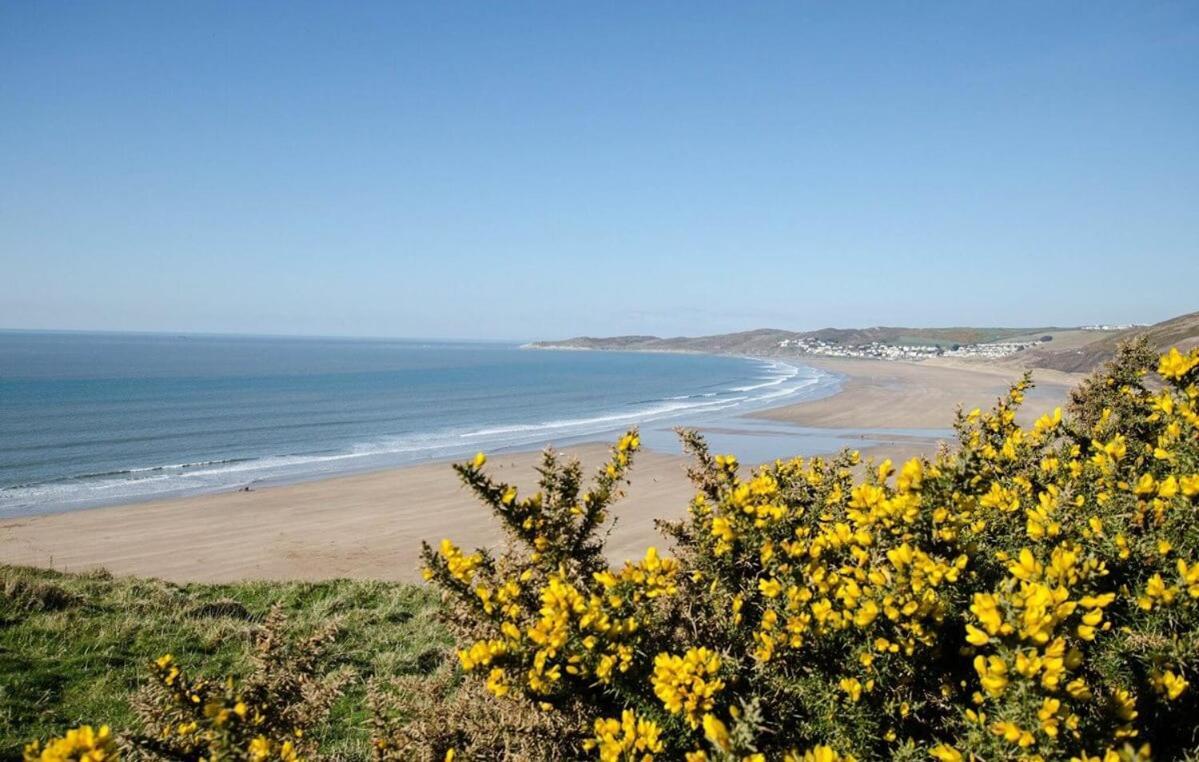 Clifton Court Apt 16 With Indoor Heated Pool & Sea Views Croyde Dış mekan fotoğraf